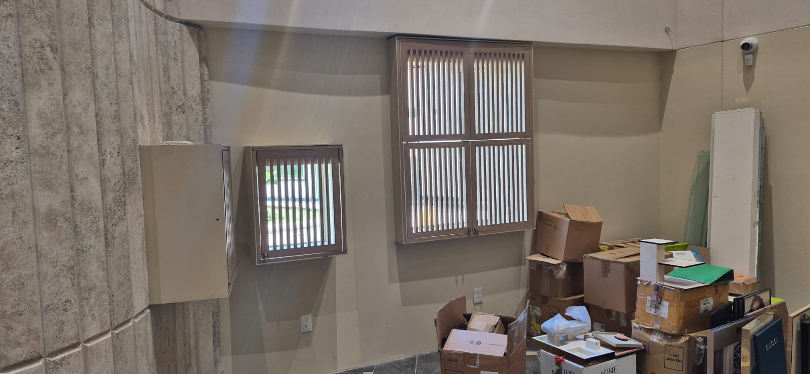 Mueble residencial durante instalación por CarpyMobi